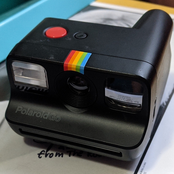 Polaroid Go instant film camera - Picture 6 of 6
